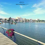 Mira'barrinha Flats